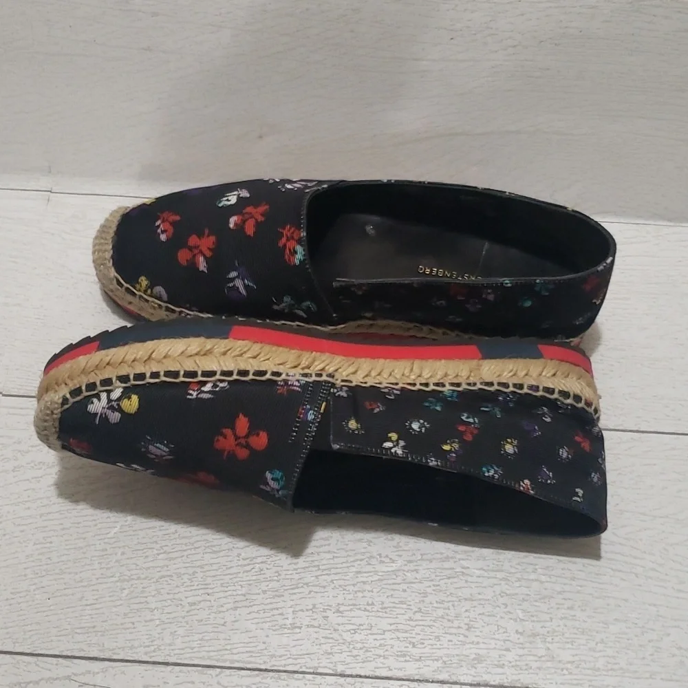 Diane Von Furstenberg 8 black canvas floral loafers espadrilles platforms